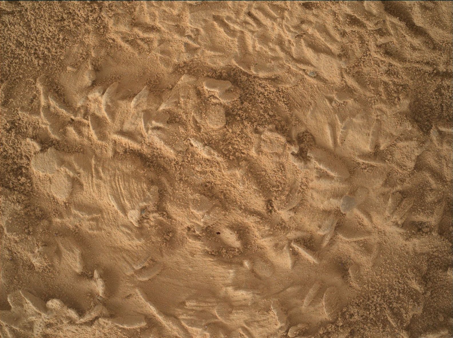 Curiosity se posiciona para nova perfuração no alvo “Nazca” em Marte - Imagem do artigo original